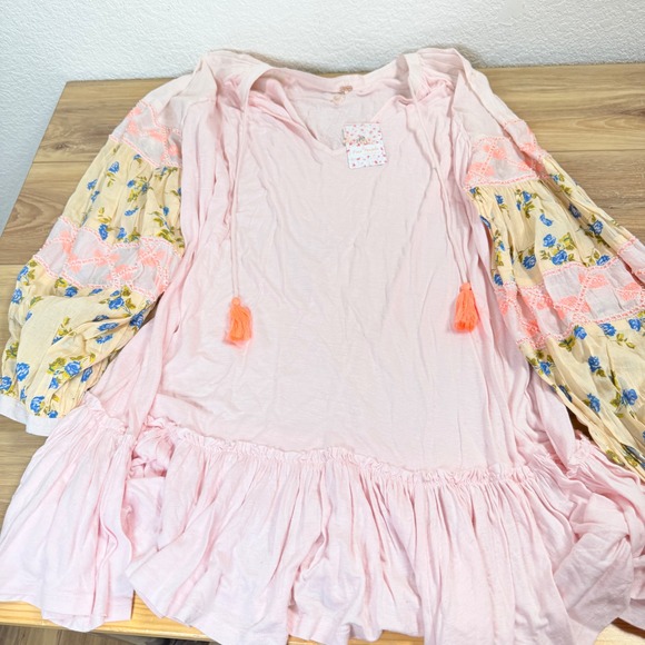 NWT Free People Pink Floral Patchwork Tassel Tunic Boho Peasant Festival Large - Picture 3 of 11